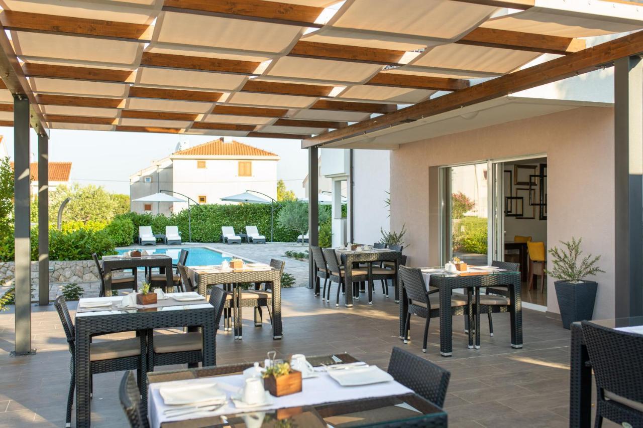 B&B Villa Maris 푸나트 외부 사진