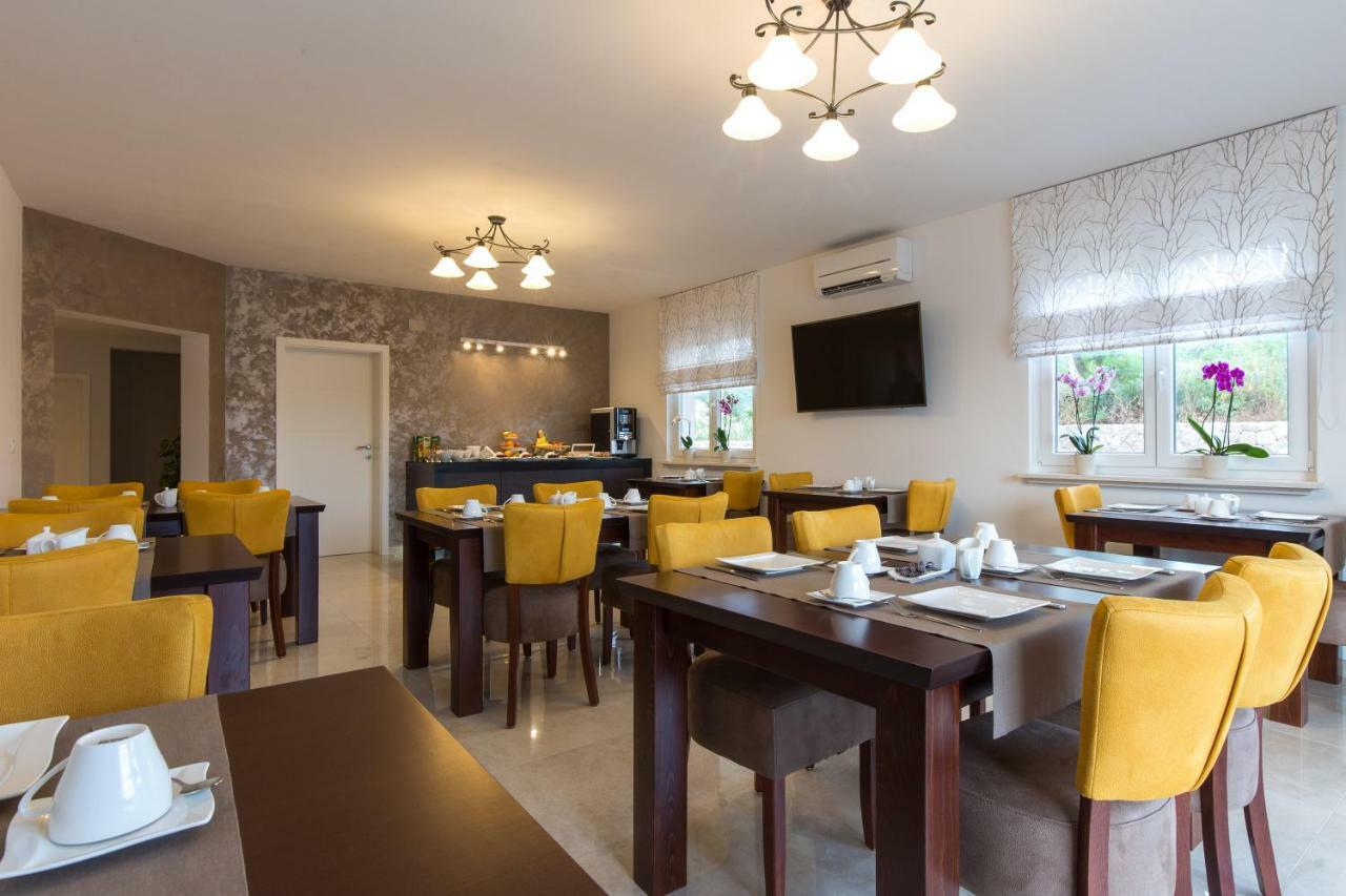 B&B Villa Maris 푸나트 외부 사진